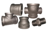 Instalaciones de tuberías durables del hierro maleable, juntas de tubo ajustables y colocaciones